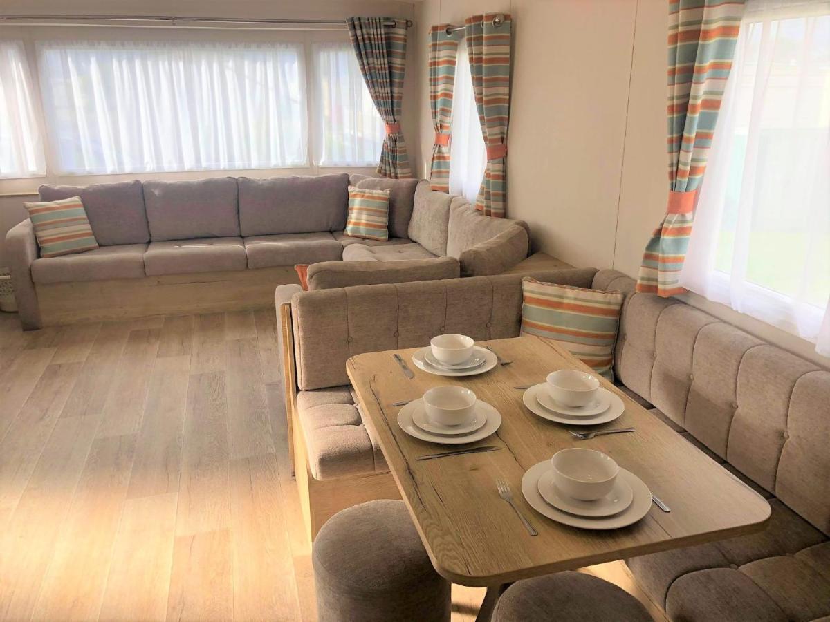 Cedar Deluxe Holiday Home Chapel Saint Leonards Ngoại thất bức ảnh