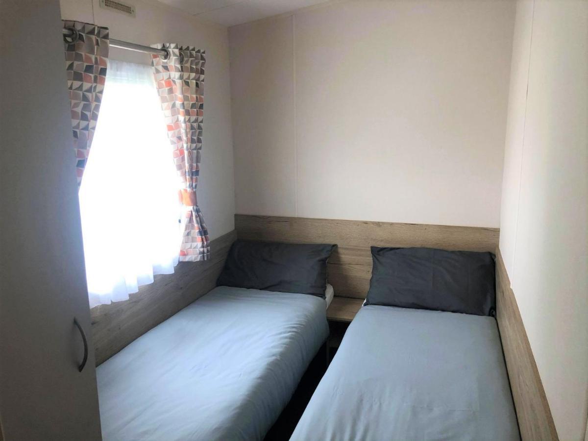 Cedar Deluxe Holiday Home Chapel Saint Leonards Ngoại thất bức ảnh